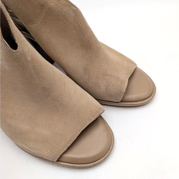 Vince Camuto Fareena Cutout Block Heel Bootie Women's Tortilla Size US9M EU40 - Picture 10 of 14